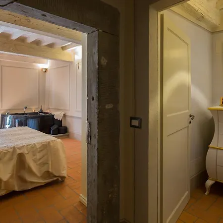 Appartamento La Casa Sul Teatro